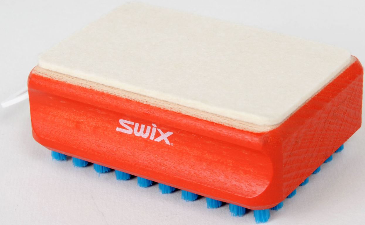 Swix T0166B kartáč F4 kombi
